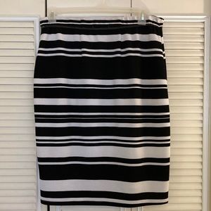 - Large, black and white striped stretch skirt